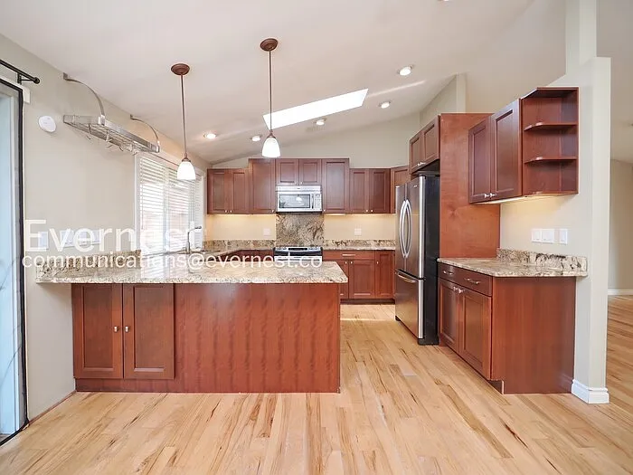 9423 NE 129th Pl — Photo 3