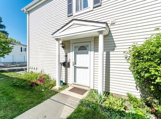 1108 Cove Dr #218-D, Prospect Heights, IL 60070
