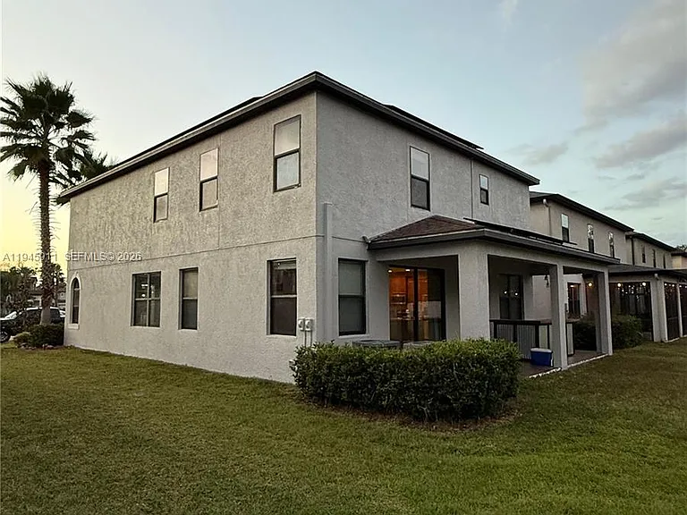 11016 Tahiti Isle Ln — Photo 24