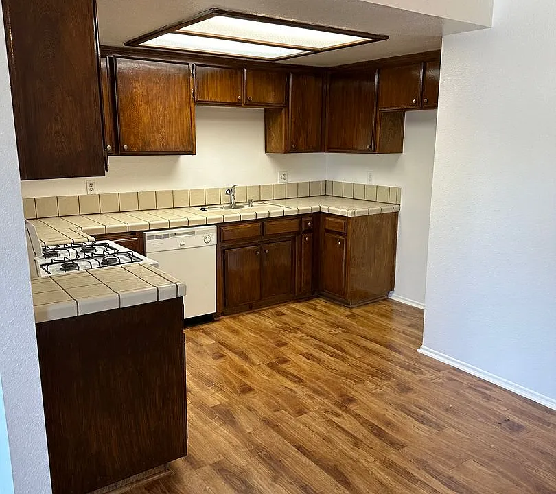 43415 20th Street W