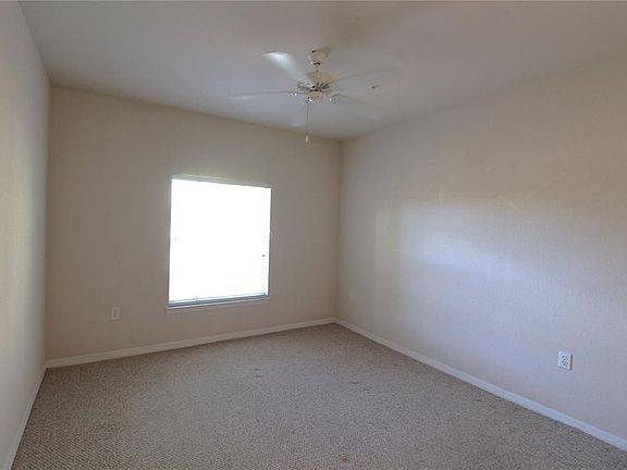 5th image of 5146 Northridge Rd Unit 205