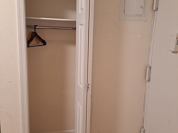 3rd image of 216 W 100th St APT 1022