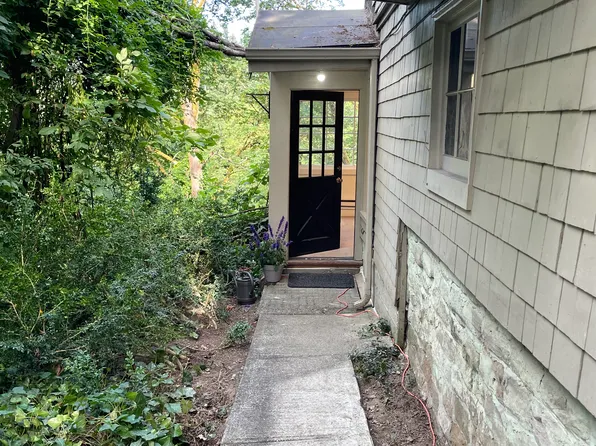 (undisclosed Address), Seattle, WA 98112
