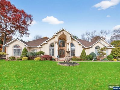 32 Chadwick Rd, Hillsdale, NJ, 07642