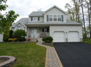 7 Colleen Way, Neptune, NJ 07753