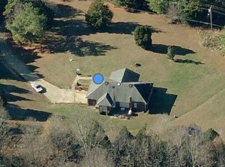 2735 Seven Mile Ferry Rd, Clarksville, TN 37040