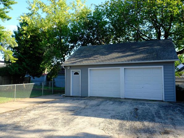 406 Sherry St, Neenah, WI 54956