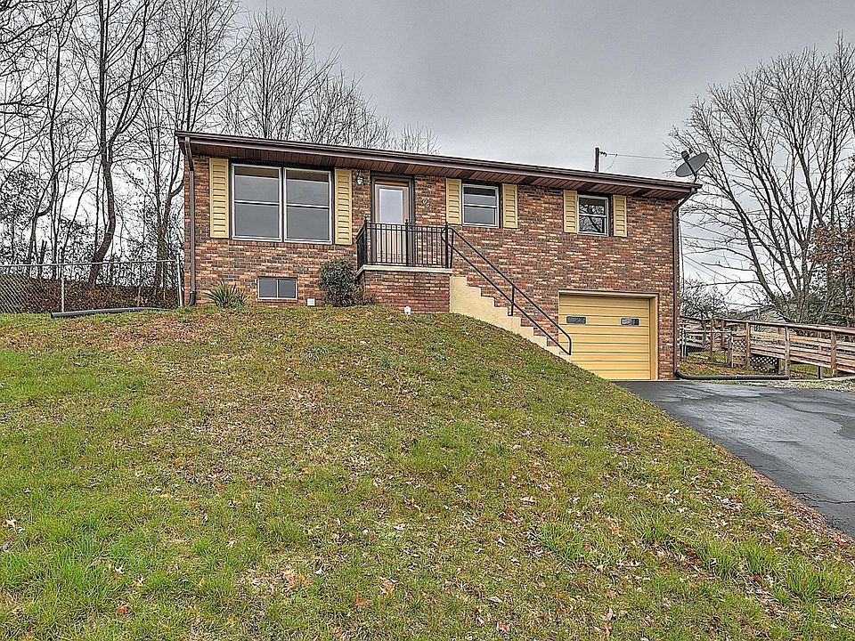 1st image of 1065 Jessie Ln