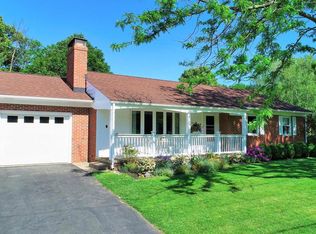 911 Lorraine Dr, Finksburg, MD 21048