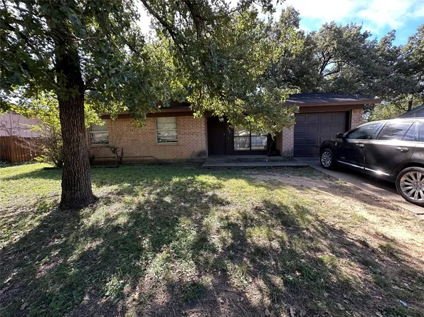 840 Pleasant Hills Dr, Dallas, TX 75217