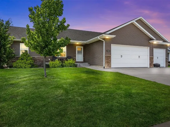 5410 Triple Crown Dr, Marion, IA 52302