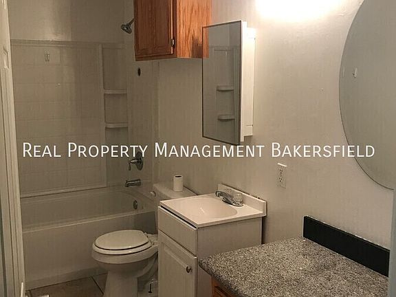 3rd image of 106 E Warren Ave APT B