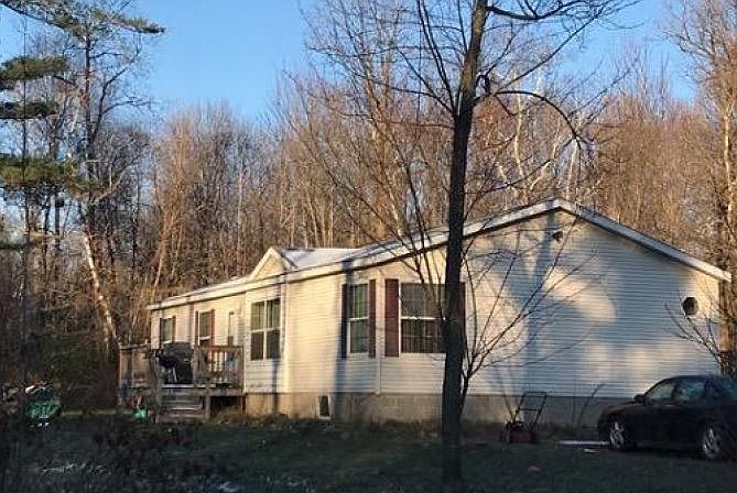 2nd image of 21563 Cedar Creek Rd