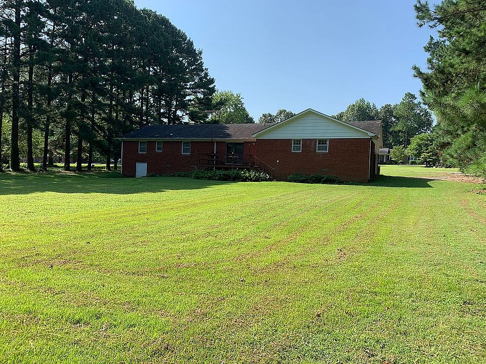 2nd image of 4116 Hickory Ln