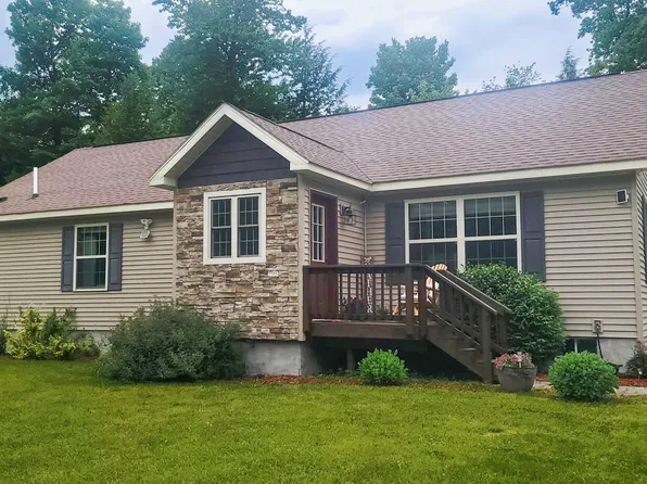 201 Creek Rd, Champlain, NY 12919