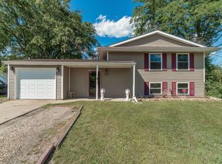 7104 Polk Ct, Merrillville, IN 46410