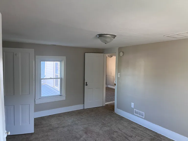 403 Delaware Ave — Photo 20