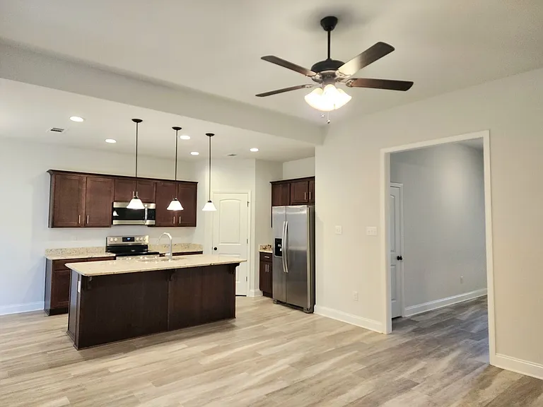 931 Gibson Ct — Photo 12