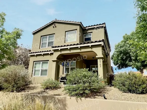 5747 Witkin St SE, Albuquerque, NM 87106