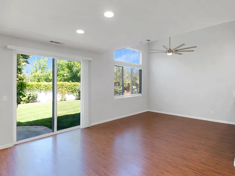 4137 Rogers Canyon Rd — Photo 7