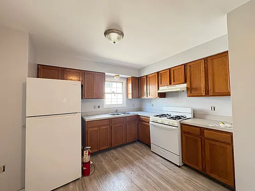 175 Stegman St #B Photo 1