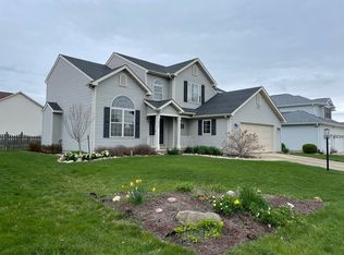 2905 Wynstone Dr, Champaign, IL 61822