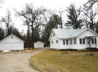 206 E 11th St, Mio, MI 48647
