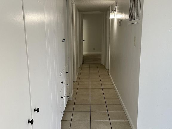 3rd image of 4602 Columbus St