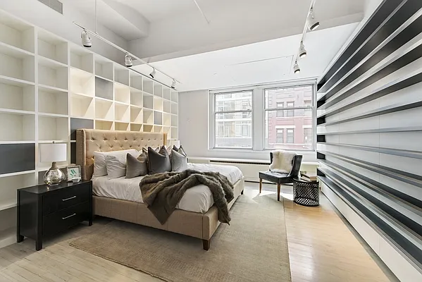 Sold by Nest Seekers International | media 16