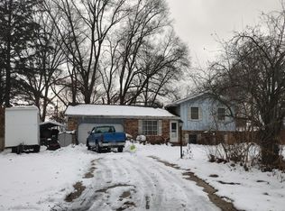 56033 Wynnewood Dr, Osceola, IN 46561