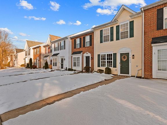 2nd image of 10505 Boxmeer Ct