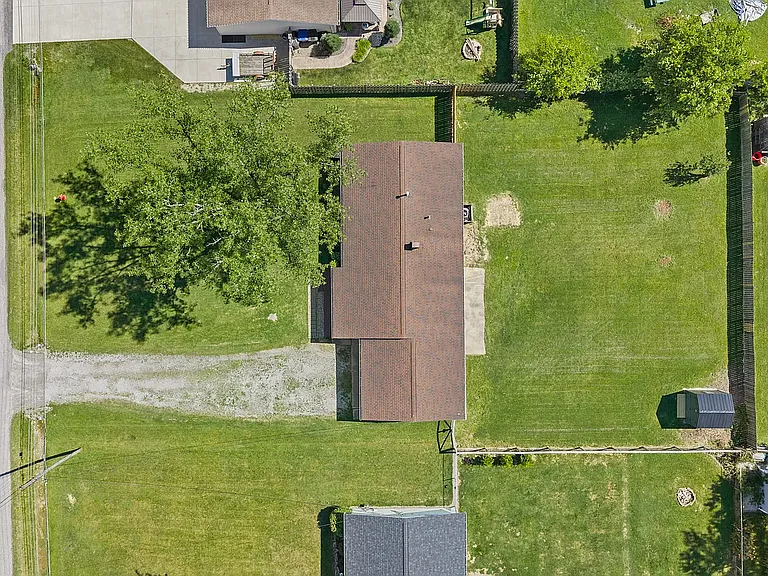2050 Byron Dr — Photo 30