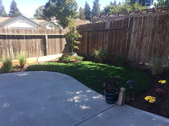 2nd image of 9433 Blackswain Pl