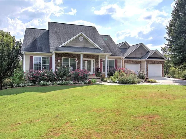 3490 Pine Log Rd NE, Rydal, GA 30171