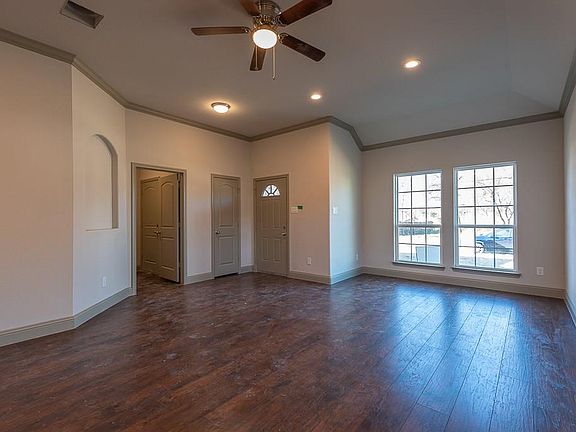 4th image of 4818 Owenwood Ave
