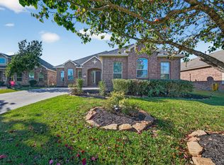 110 Carriage Ct, Magnolia, TX 77354