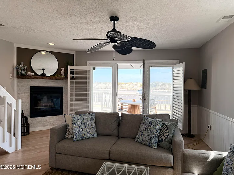 1109 N Ocean Ave #A2 — Photo 9