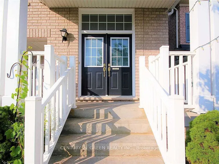 5337 Longford Dr #UPPER — Photo 2