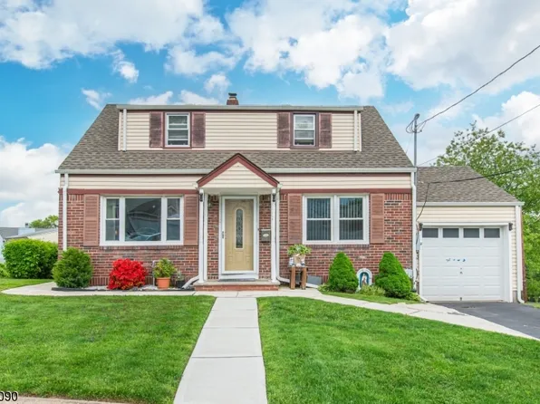 36 Highview Dr, Clifton City, NJ 07013