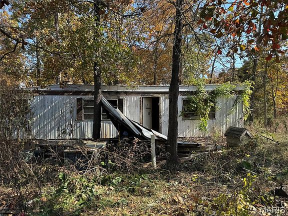 3rd image of 19677 Bean Creek Dr
