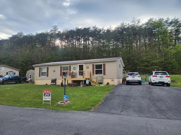 14554 Elm Dr #12, Mount Union, PA 17066