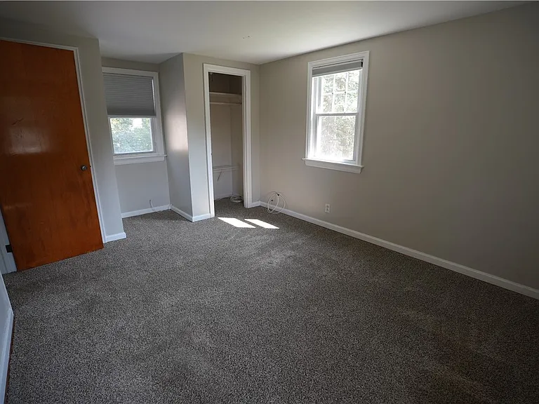27 Boughton Ave — Photo 15