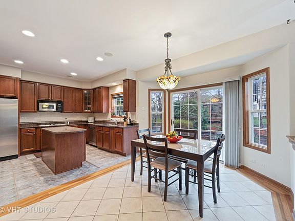 5th image of 8096 Breckenridge Dr