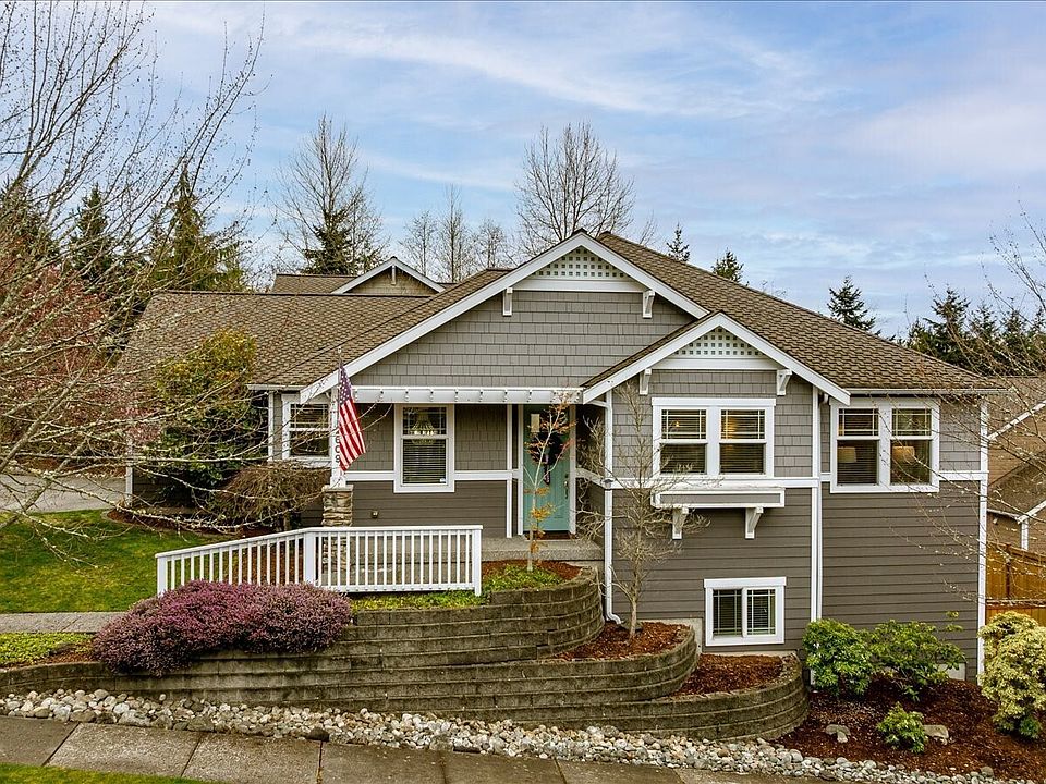 1st image of 2609 Fir Crest Boulevard