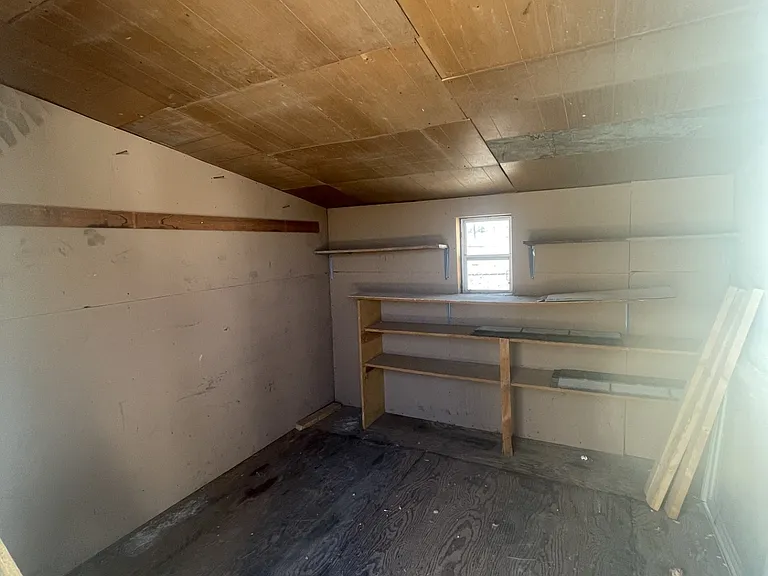 2355 Hill Ct — Photo 5