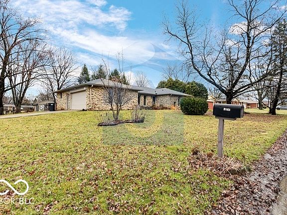 2nd image of 4066 Roamin Dr