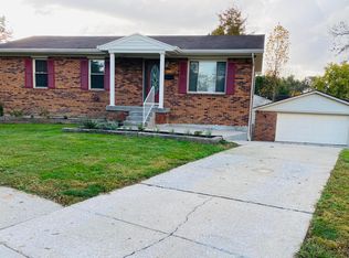 4004 Hispanyola Ct, Louisville, KY 40229