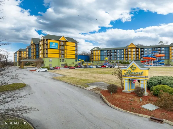 225 Collier Dr #1317, Sevierville, TN 37862