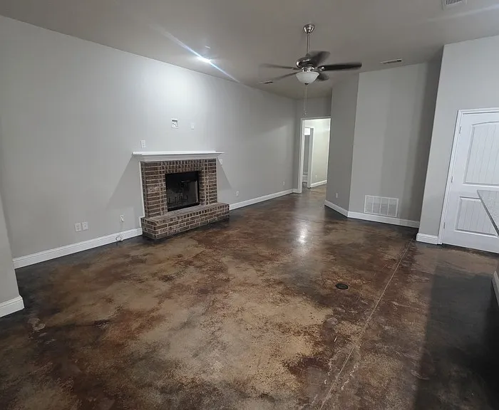 5913 Mile High Ln — Photo 20
