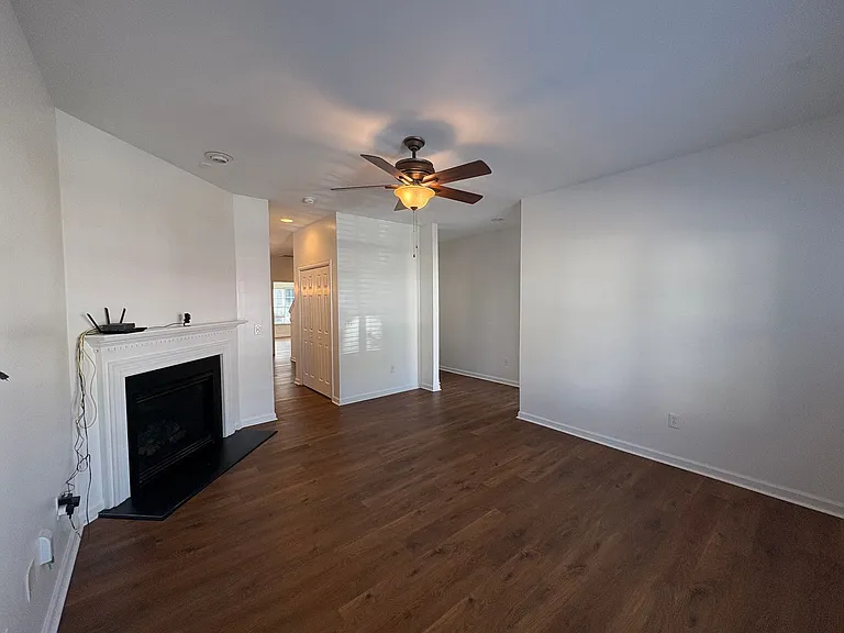 130 Pin Oak Ct — Photo 8